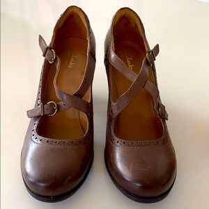 NWT Clark’s Mary Jane Pumps 8.5 Brown Leather